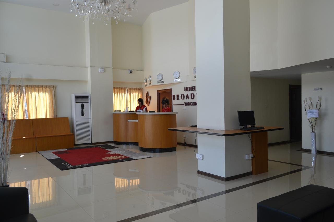Hotel Broadway Yangon Eksteriør bilde