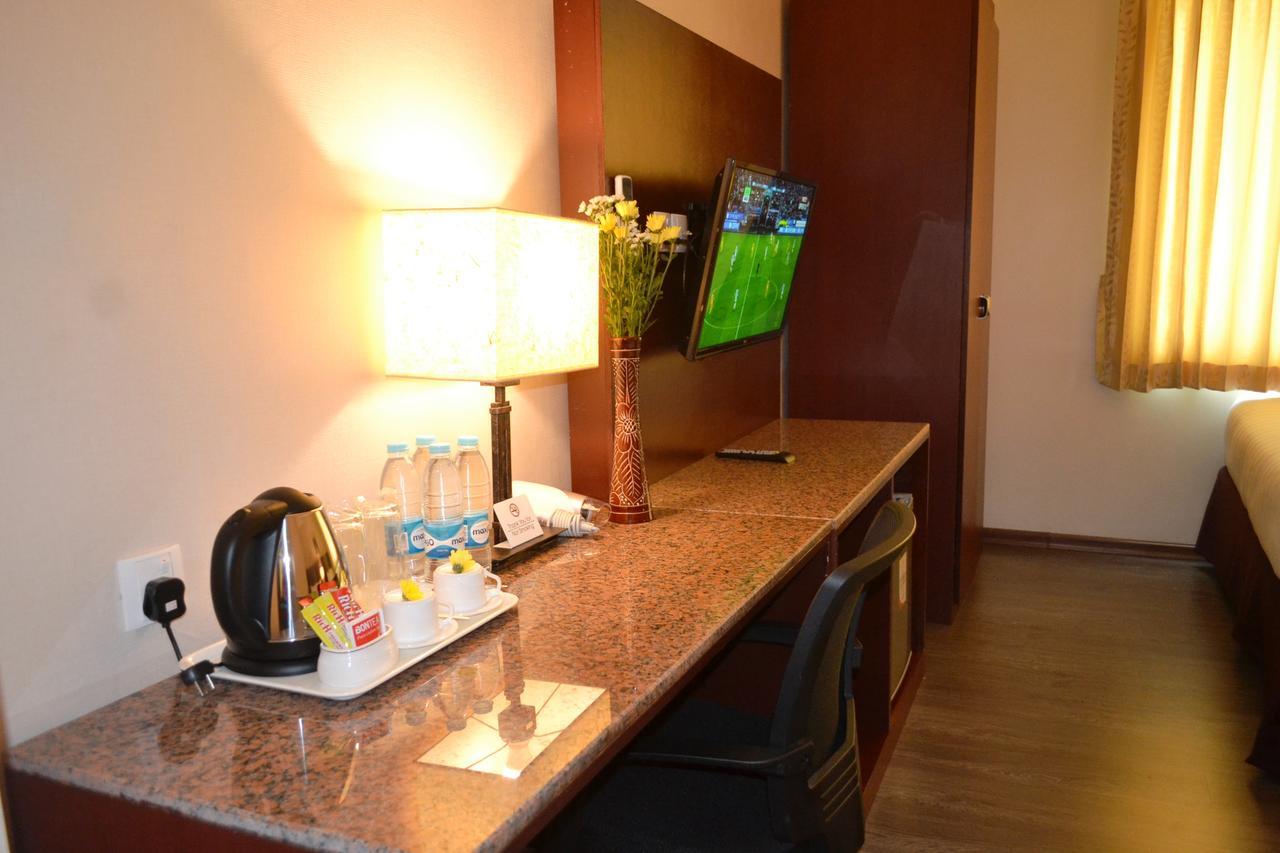 Hotel Broadway Yangon Eksteriør bilde