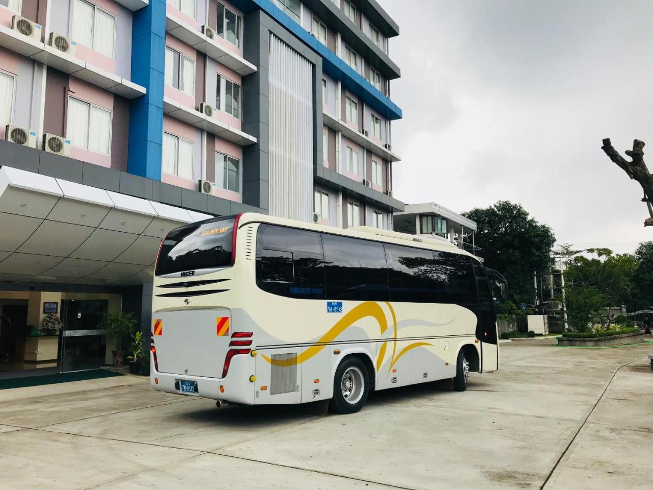 Hotel Broadway Yangon Eksteriør bilde