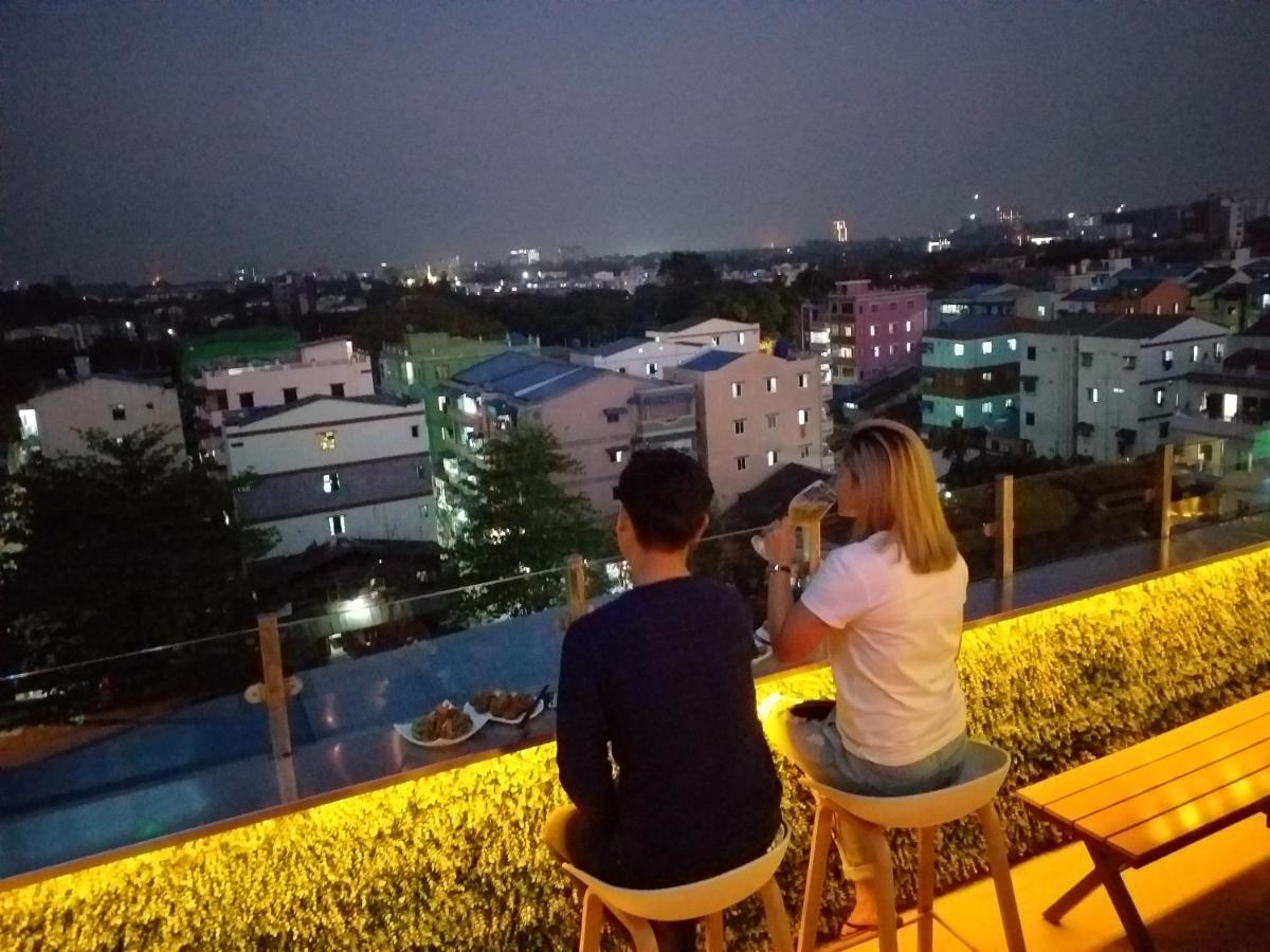 Hotel Broadway Yangon Eksteriør bilde