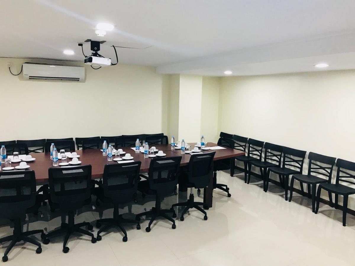 Hotel Broadway Yangon Eksteriør bilde